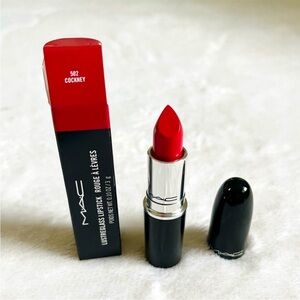 💕MAC  Cockney Lipstick